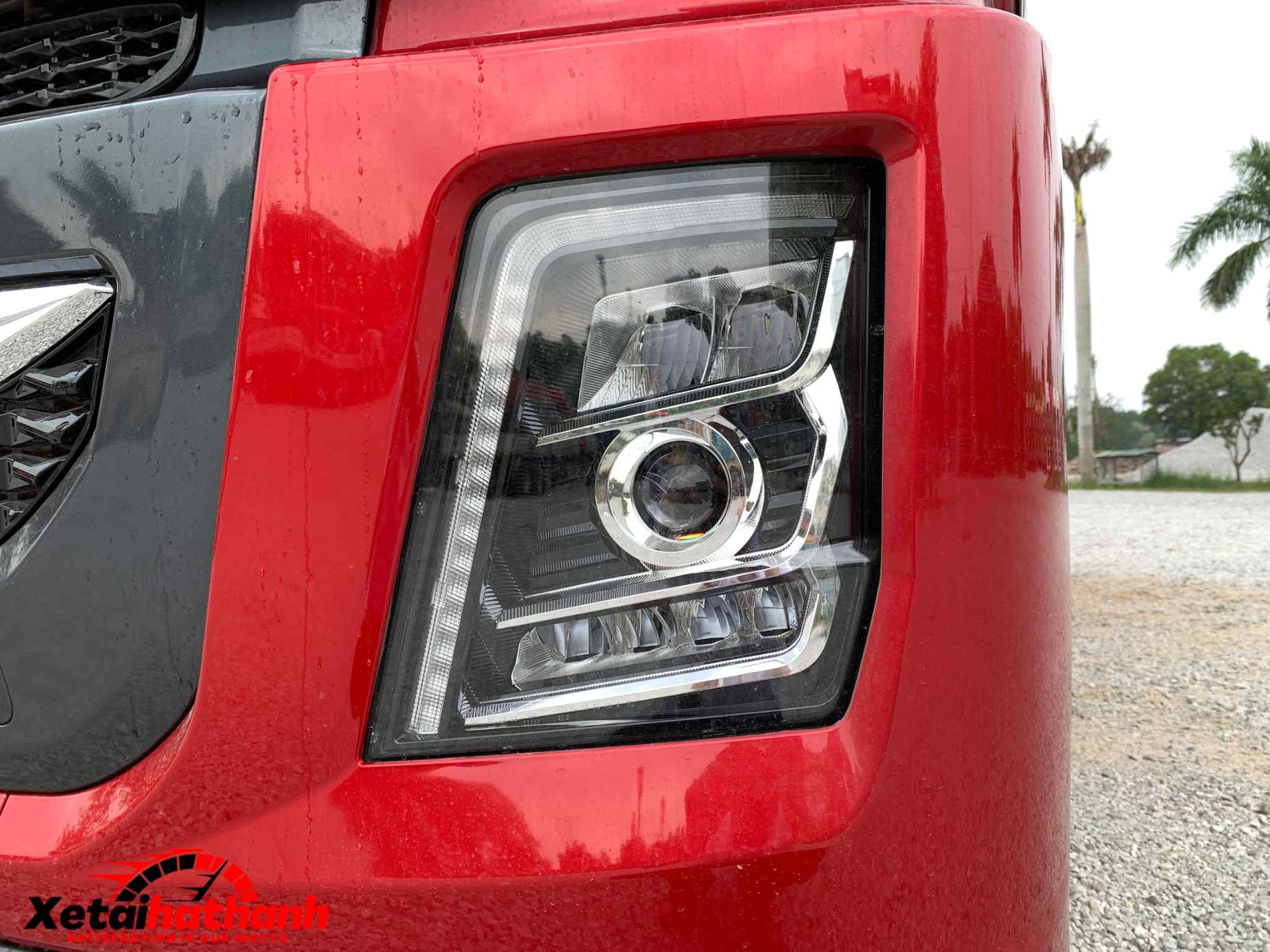đèn đầu kéo shacman x5000 400 hp