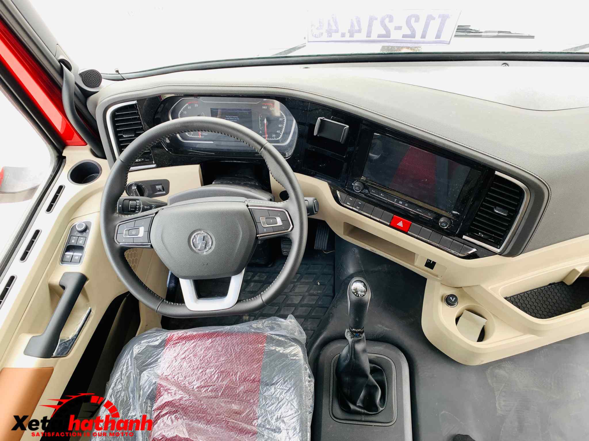 nội thất đầu kéo shacman x5000 400 hp